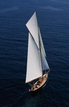 Pen Duick I . © Philip Plisson / Plisson La Trinité / AA05093 - Photo Galleries - Traditional sailing
