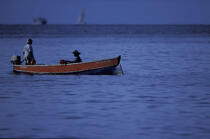 Pêcheur à la Martinique. © Philip Plisson / Plisson La Trinité / AA05219 - Photo Galleries - West indies [The]