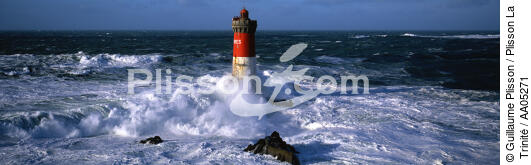 Les Pierres Noires en mer d'iroise. - © Guillaume Plisson / Plisson La Trinité / AA05271 - Nos reportages photos - Panoramique horizontal