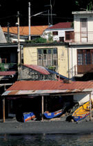 Village de pêcheur à la Martinique © Philip Plisson / Plisson La Trinité / AA05395 - Photo Galleries - Roof