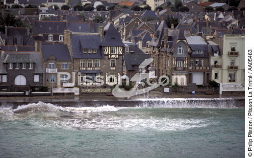 Les grandes marées à Saint-Malo. - © Philip Plisson / Plisson La Trinité / AA05463 - Photo Galleries - High tide