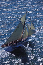 Moonbeam pendant le jubilé 2001. © Philip Plisson / Plisson La Trinité / AA05595 - Photo Galleries - Yachting