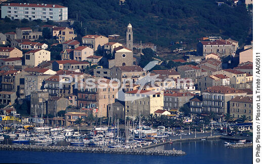 Propriano. - © Philip Plisson / Plisson La Trinité / AA05611 - Photo Galleries - Town [Corsica]