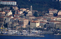 Propriano. © Philip Plisson / Plisson La Trinité / AA05611 - Nos reportages photos - Ville [Corse]