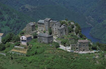 Village de Chiatra en Corse. © Philip Plisson / Plisson La Trinité / AA05632 - Nos reportages photos - Vue aérienne