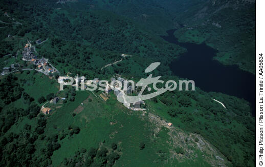 Paysage Corse. - © Philip Plisson / Plisson La Trinité / AA05634 - Photo Galleries - Aerial shot