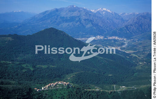 Paysage de montagne en Corse. - © Philip Plisson / Plisson La Trinité / AA05638 - Photo Galleries - Mountain