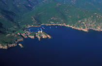 Golfe de Porto. © Philip Plisson / Plisson La Trinité / AA05716 - Nos reportages photos - Vue aérienne