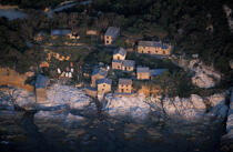 Village dans l'Ouest de la Corse. © Philip Plisson / Plisson La Trinité / AA05728 - Nos reportages photos - Vue aérienne