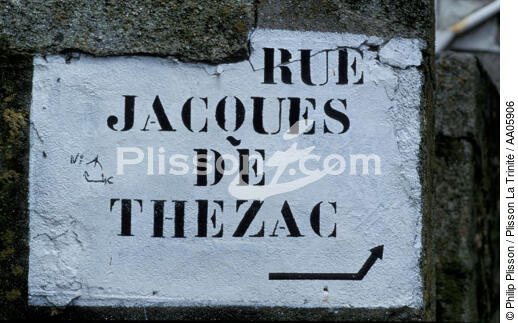 Nom de rue sur l'île de Sein. - © Philip Plisson / Plisson La Trinité / AA05906 - Photo Galleries - Sein [The Island of]