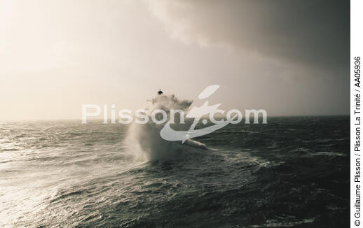Coup de vent sur le Four. - © Guillaume Plisson / Plisson La Trinité / AA05936 - Nos reportages photos - Four [Le]