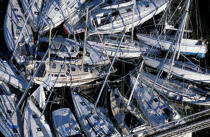Le port des Minimes à la Rochelle, après la tempête de 1999. © Philip Plisson / Plisson La Trinité / AA06014 - Photo Galleries - Charente Maritime