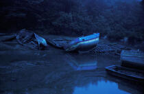 Cimetière marin du Bono. © Philip Plisson / Plisson La Trinité / AA06032 - Photo Galleries - Boat graveyard