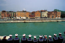 Escale à Venise pour La Royale. © Philip Plisson / Plisson La Trinité / AA06068 - Nos reportages photos - Métier