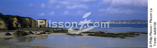 La plage de Dinan à marée basse. - © Philip Plisson / Plisson La Trinité / AA06106 - Photo Galleries - Crozon Peninsula [The]