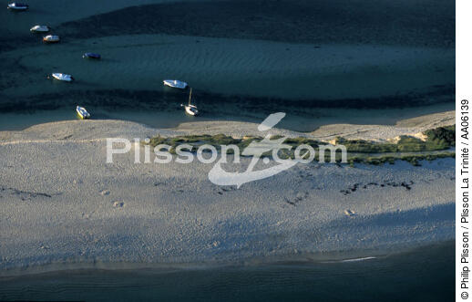 Le Lety. - © Philip Plisson / Plisson La Trinité / AA06139 - Photo Galleries - River