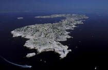 Le Frioul devant Marseille. © Philip Plisson / Plisson La Trinité / AA06164 - Photo Galleries - Island [13]