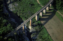 Un pont en Corse. © Philip Plisson / Plisson La Trinité / AA06360 - Photo Galleries - Railway bridge