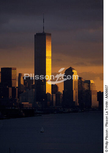 Couché de soleil sur Manhattan. - © Philip Plisson / Plisson La Trinité / AA06607 - Photo Galleries - Sky-scraper