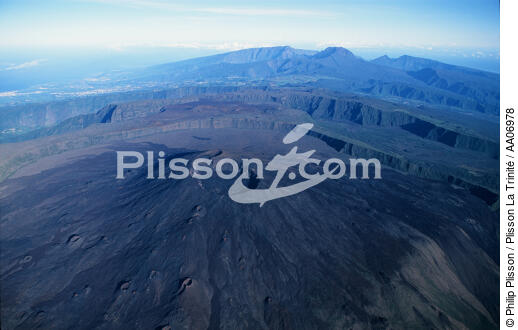 Le piton de la Fournaise. - © Philip Plisson / Plisson La Trinité / AA06978 - Nos reportages photos - La Réunion [île de]
