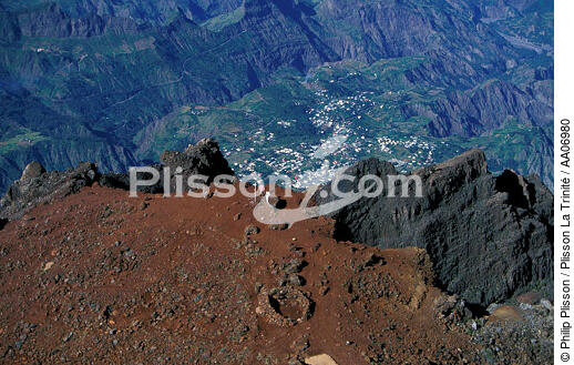 La roche volcanique du piton de la Fournaise. - © Philip Plisson / Plisson La Trinité / AA06980 - Nos reportages photos - La Réunion [île de]