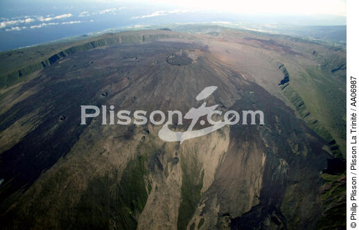 Le piton de la Fournaise, île de la Réunion. - © Philip Plisson / Plisson La Trinité / AA06987 - Photo Galleries - Volcano