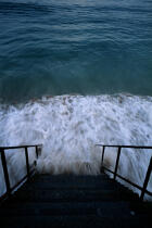 Pleine mer à Saint-Malo. © Philip Plisson / Plisson La Trinité / AA07091 - Nos reportages photos - Saint-Malo