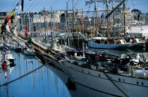 La cutty Sark à Saint-Malo. © Philip Plisson / Plisson La Trinité / AA07092 - Nos reportages photos - Saint-Malo