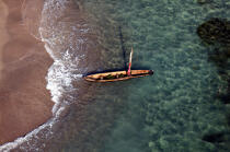 L'Archipel des San-Blas au large des côtes du Panama © Philip Plisson / Plisson La Trinité / AA07681 - Nos reportages photos - Bateau à rames