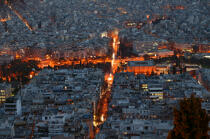Une ville la nuit, Athènes. © Philip Plisson / Plisson La Trinité / AA07810 - Photo Galleries - Night