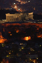 Le Parthénon de nuit. © Philip Plisson / Plisson La Trinité / AA07868 - Photo Galleries - Greece