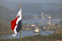 The Panama Canal in activity. © Philip Plisson / Pêcheur d’Images / AA08006 - Photo Galleries - Panama Canal