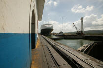 Gatun locks, l'une des 3 écluses du canal de Panama. © Philip Plisson / Plisson La Trinité / AA08021 - Photo Galleries - Maritime transport