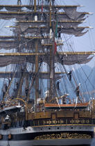 L'Amerigo Vespucci à Rouen pendant l'Armada 1994. © Philip Plisson / Plisson La Trinité / AA08069 - Photo Galleries - Three-masted square-rigged ship
