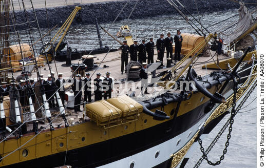 L'Amerigo Vespucci à Rouen pendant l'Armada 1994. - © Philip Plisson / Plisson La Trinité / AA08070 - Nos reportages photos - Les grands voiliers