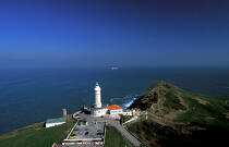 Le phare de Cabo Mayor devant Santander. © Philip Plisson / Plisson La Trinité / AA08091 - Photo Galleries - Spain