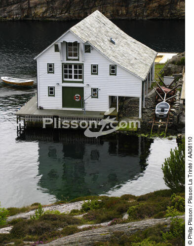 Habitat traditionnel dans les îles proches de Bergen - © Philip Plisson / Plisson La Trinité / AA08110 - Nos reportages photos - Détails