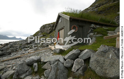 Dans les îles Lofoten - © Philip Plisson / Plisson La Trinité / AA08114 - Photo Galleries - Island [Norway]