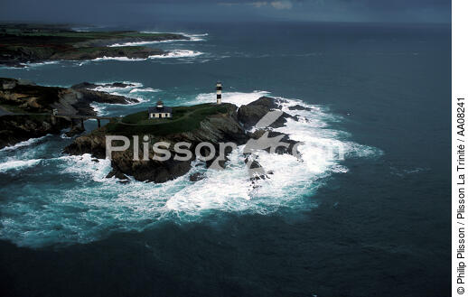 Le phare de Ribadeo en Galice. - © Philip Plisson / Plisson La Trinité / AA08241 - Nos reportages photos - Ville [Galice]
