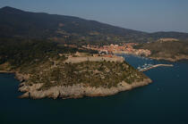 Port'Ercole sur la côte italienne. © Philip Plisson / Plisson La Trinité / AA08326 - Nos reportages photos - Italie
