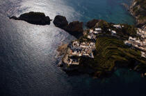 L'île de Ponza. © Philip Plisson / Plisson La Trinité / AA08351 - Photo Galleries - View Type
