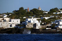 L'île de Stromboli. © Philip Plisson / Plisson La Trinité / AA08407 - Nos reportages photos - Ile [It]