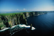 Les Cliffs of Moher. © Philip Plisson / Plisson La Trinité / AA08496 - Photo Galleries - Ireland