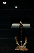 The anchor of the Queen Mary 2. © Philip Plisson / Plisson La Trinité / AA08638 - Photo Galleries - Elements of boat