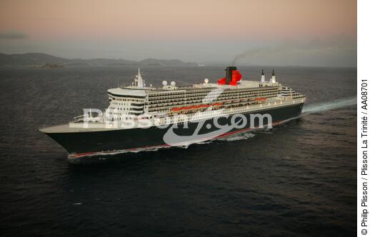 The Queen Mary II in the Caribbean. - © Philip Plisson / Plisson La Trinité / AA08701 - Photo Galleries - Queen Mary II [The]