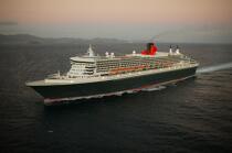 The Queen Mary II in the Caribbean. © Philip Plisson / Pêcheur d’Images / AA08701 - Photo Galleries - Queen Mary II, Birth of a Legend