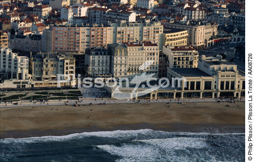 Biarritz. - © Philip Plisson / Plisson La Trinité / AA08726 - Nos reportages photos - Couleur