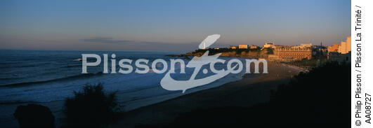 Biarritz. - © Philip Plisson / Plisson La Trinité / AA08727 - Nos reportages photos - Pointe Saint-Martin [phare de la ]
