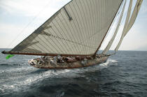 Mariquita aux Régates Royales. © Philip Plisson / Plisson La Trinité / AA08745 - Photo Galleries - Classic Yachting