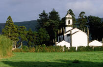 Les Açores. © Philip Plisson / Plisson La Trinité / AA08875 - Nos reportages photos - Eglise
